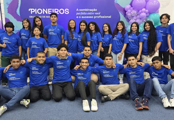 Alunos participantes do projeto EcoÁgua